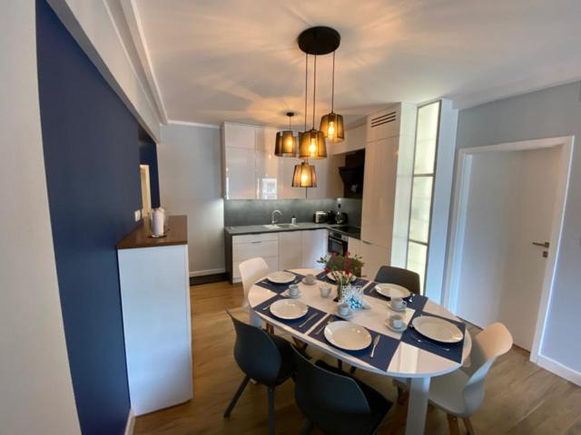 Apartment Szafirowy Gardenia Z Widokiem Na Morze